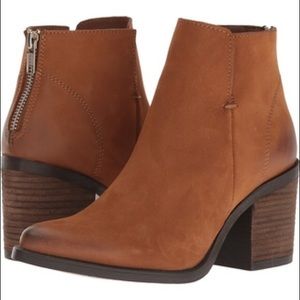 Steve Madden Pawel Ankle Booties